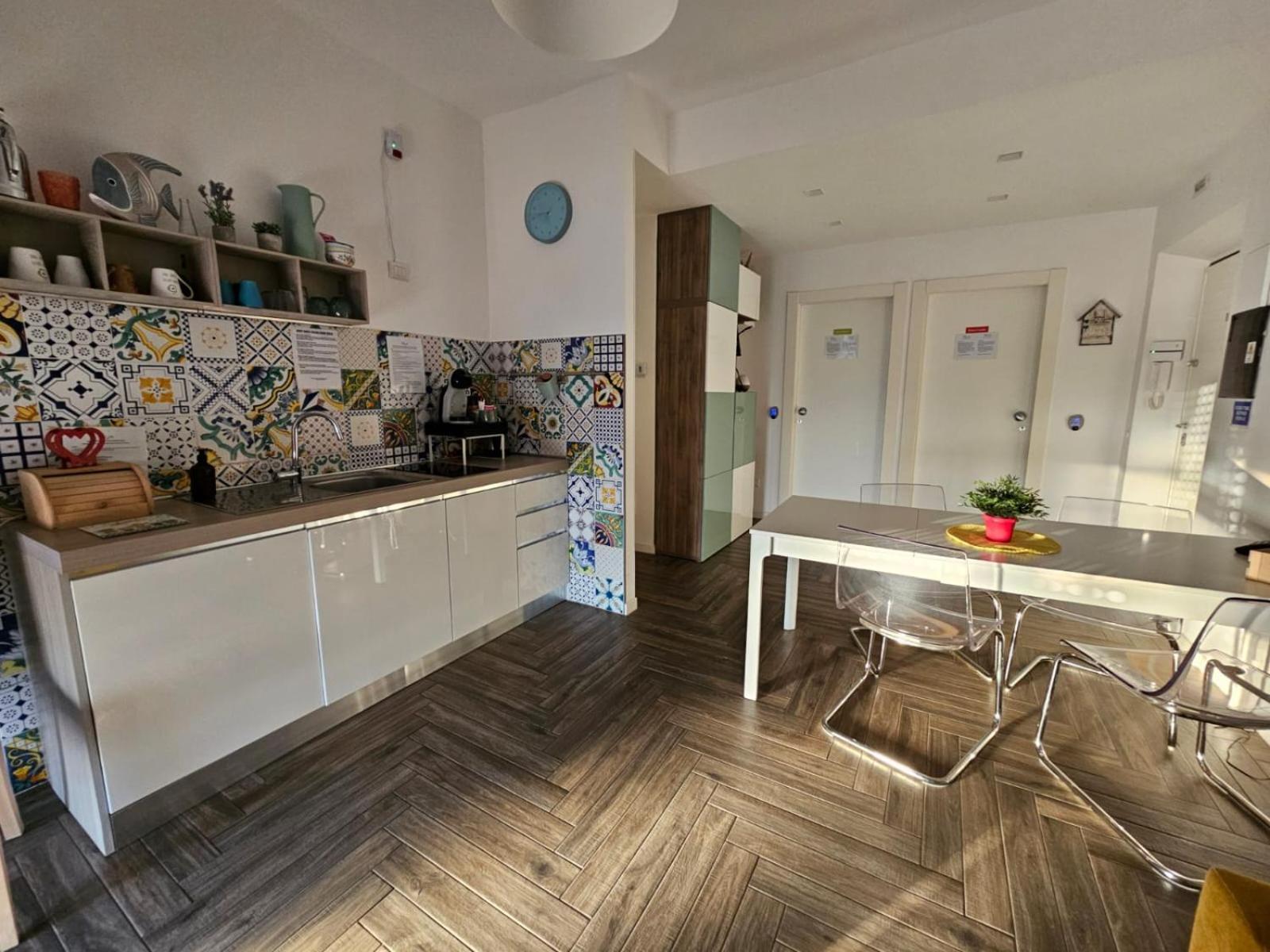 Be Your Home - Guest House Colors Civitavecchia Buitenkant foto