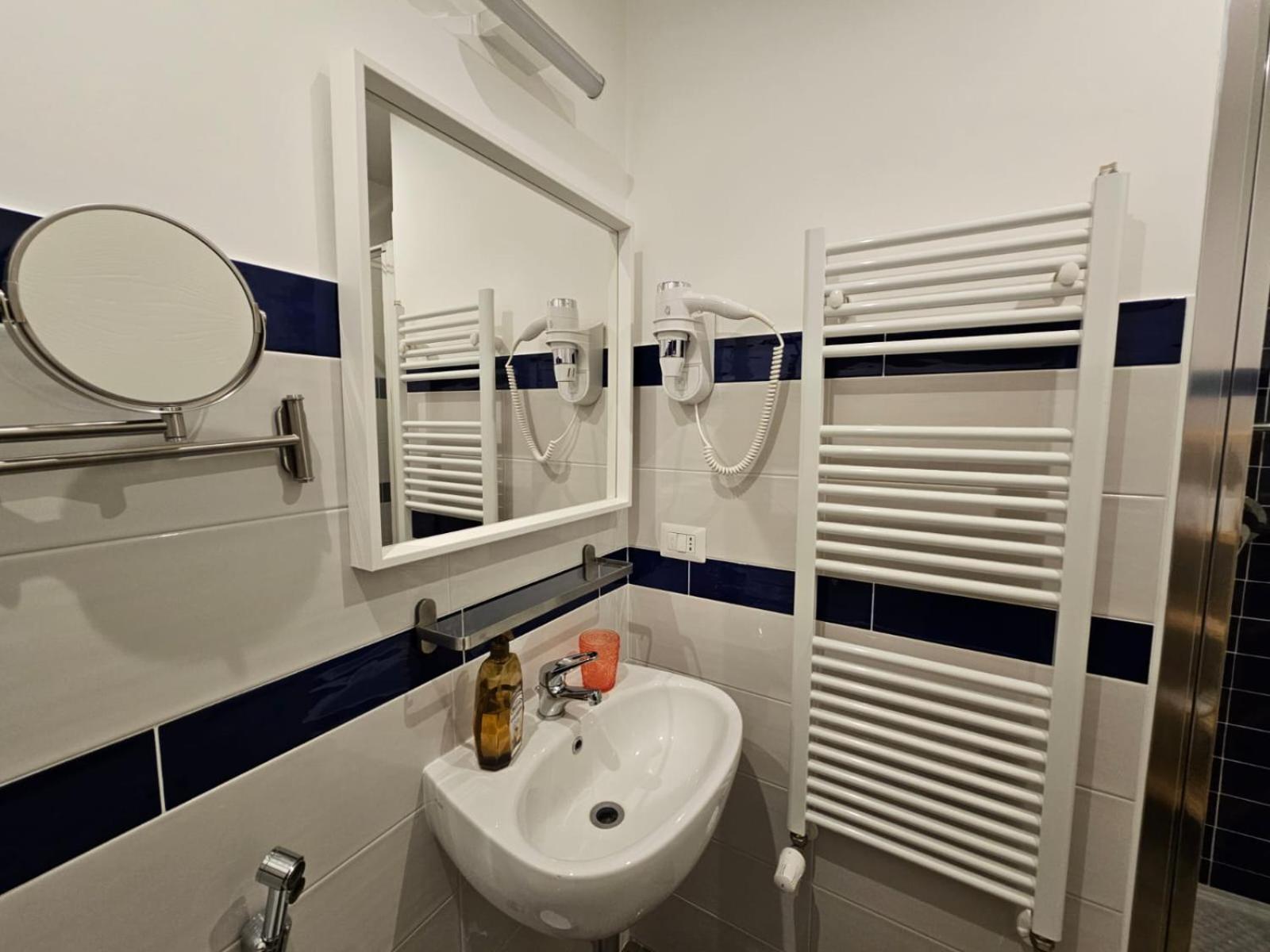 Be Your Home - Guest House Colors Civitavecchia Buitenkant foto